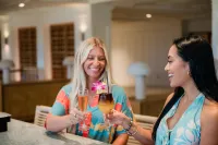 OUTRIGGER Kaua'i Beach Resort & Spa - bar