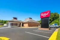 Red Roof Inn Sanford - Parkplatz