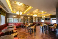 The Ebrington Hotel - bar