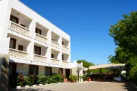 PrideInn Hotel Diani - parking
