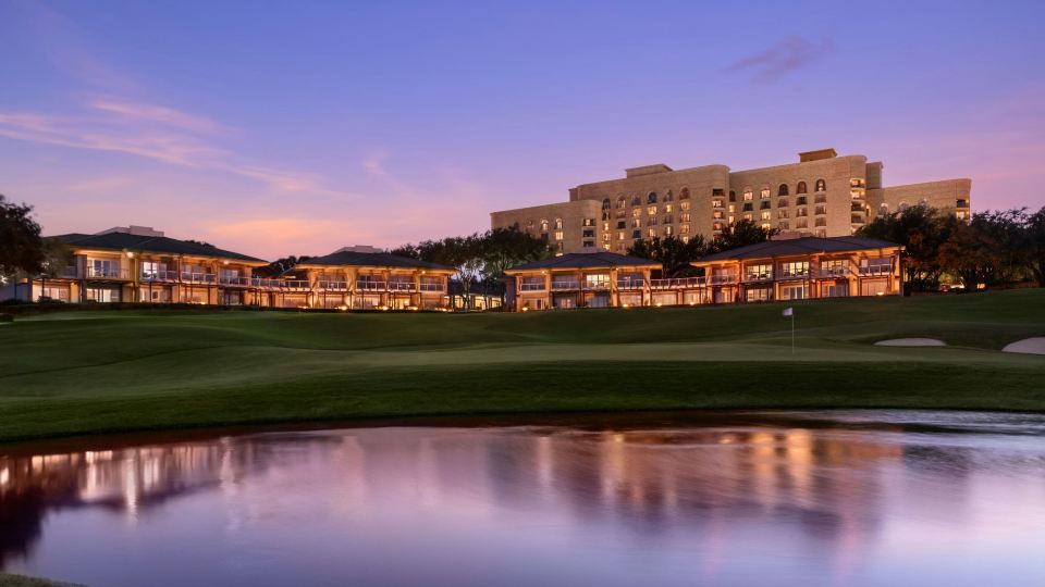 The Ritz-Carlton Dallas, Las Colinas