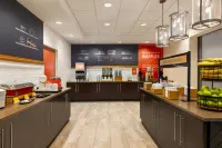 Hampton Inn Shelton - breakfast