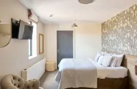 The Lodge - parking