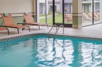 Courtyard Detroit Warren - Pools