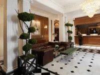 The Chesterfield Mayfair Hotels near Mayfair