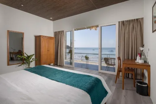 Royal Touch Beach Huts - spa