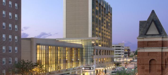 DoubleTree by Hilton Cedar Rapids Convention Complex Hôtels à&nbsp;: Cedar Rapids