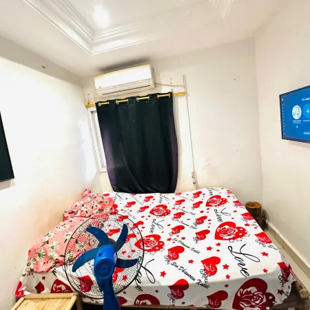 beautiful room with private toilet in Aci 2000 Hamdallaye