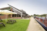 Premier Inn Hinckley - พร้อมWifi
