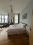3 Luxury En-suite Bedrooms - موقف سيارات