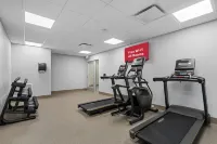 HomeTowne Studios Bradenton - Gym