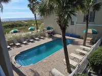 DeSoto Beach Bed and Breakfast - Pools