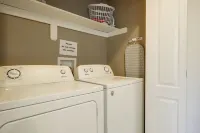 Walkable Overland Park Townhome w/ Patio - Apartments