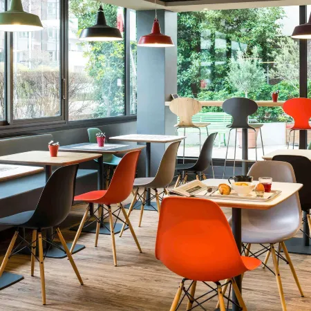 Ibis Paris Pont de Suresnes
