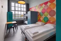 Stayokay Hostel Eindhoven - parking