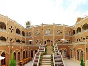 Top 3 4-Star Select Hotels in Iran