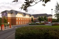 Premier Inn Warrington (M6/J21) Отели в г. Вулстон