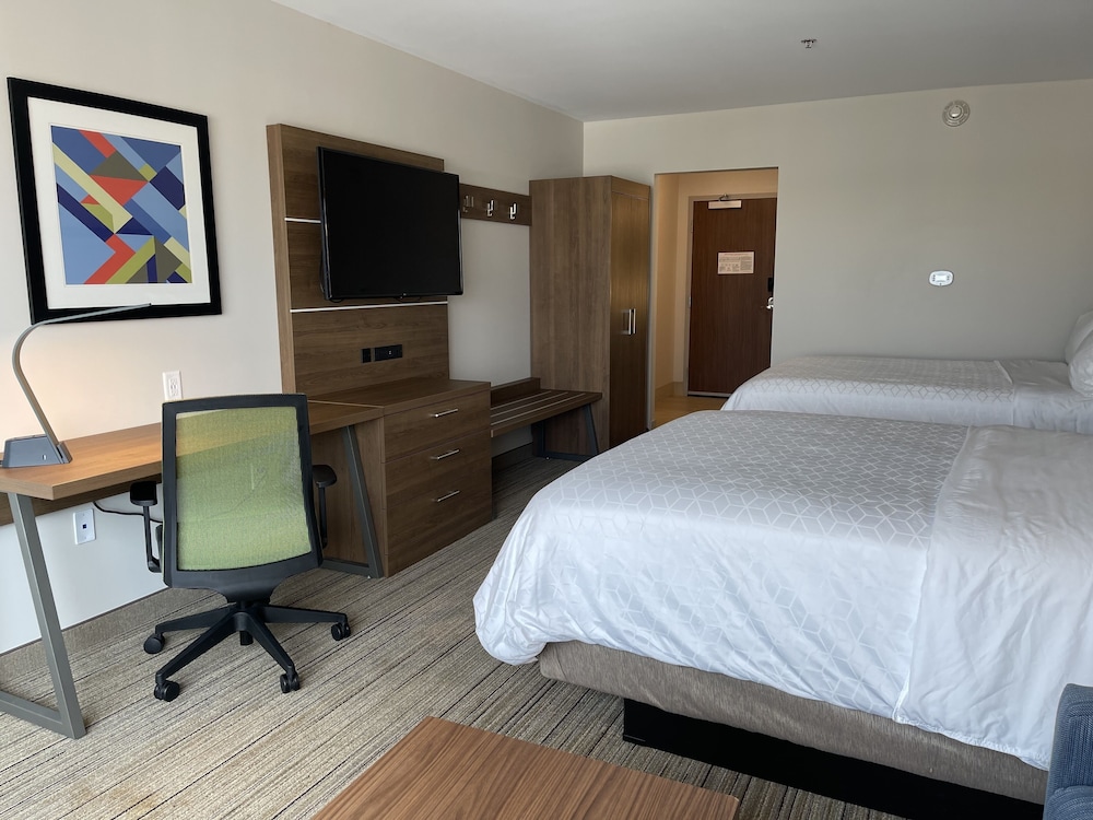 Holiday Inn Express & Suites Phoenix - Airport North, an Ihg Hotel