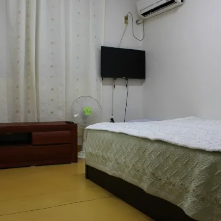 Boeun Dongne Pension Отели рядом с достопримечательностью «Храм Попчуса»