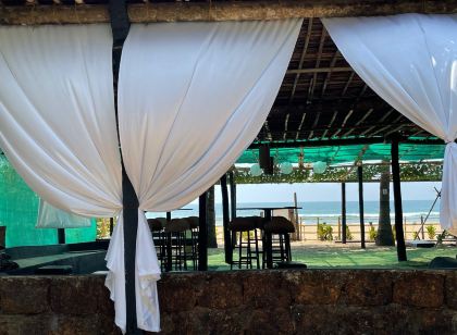 Marine Uana Cafe & Cottage