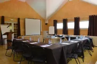 Hotel le Cilaos - جاكوزي