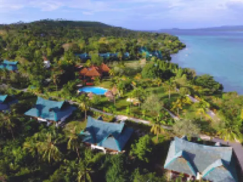 Badian Island Wellness Resort Hotels in Badian