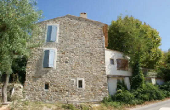 Stone Cottage, 2-4 People, at Provence Mas 16th Cent., Pool, Garden, Parking - Homestays