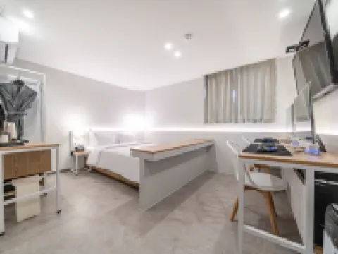 Wonju Hotel Deluna 原州市のホテル