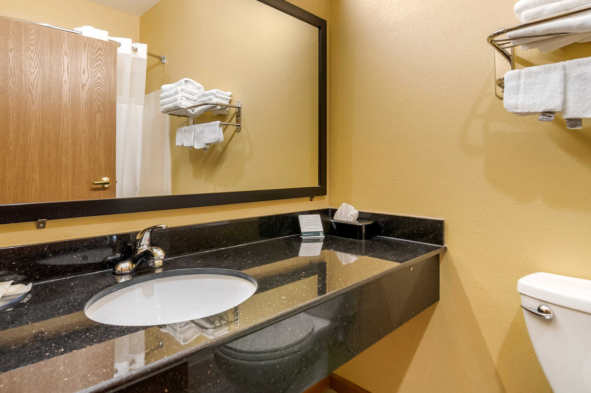 Quality Inn & Suites Lenexa Kansas City