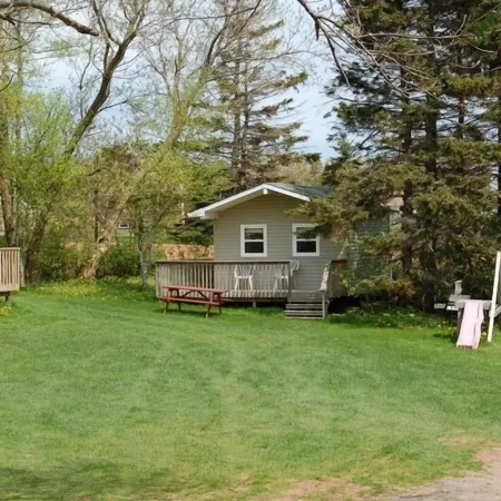 North Rustico Motel & Cottages