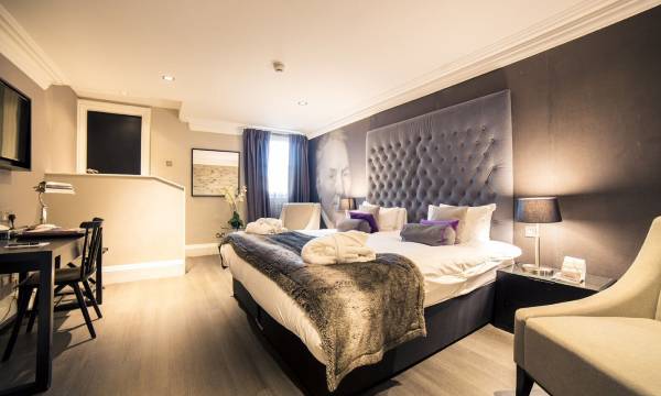 Grey Street Hotel