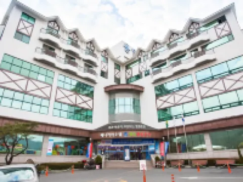 Benikea Cheongdo Yongam Oncheon Hotels in Cheongdo-gun