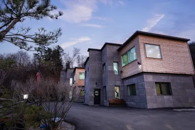 Namyangju Four Season Pool Villa Hotels in Namyangju-si