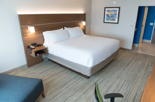 Holiday Inn Express & Suites DAYTON NORTH - VANDALIA by IHG Hotels in Butler Township