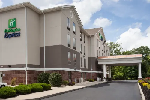 Holiday Inn Express HASKELL-WAYNE AREA by IHG - parking