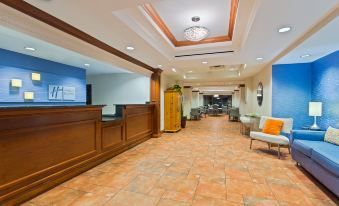Holiday Inn Express & Suites Clearwater North/Dunedin