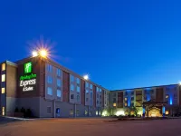 Holiday Inn Express & Suites PITTSBURGH WEST MIFFLIN by IHG Hotels in West Mifflin