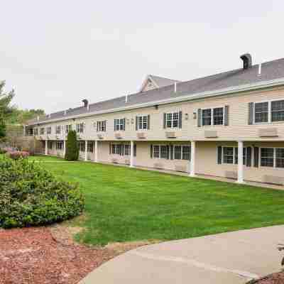 Econo Lodge Hotel Exterior