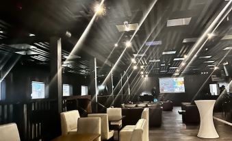 Grand Royal Legacy - Housity