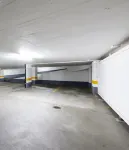 大使酒店 - 停車場