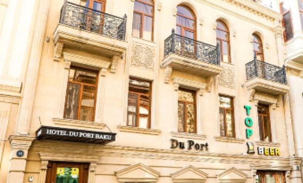 Du Port Hotel