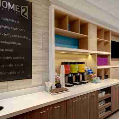 Home2 Suites by Hilton Detroit Troy Dining/Meeting Rooms