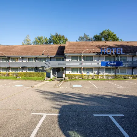 Kyriad Bellegarde - GENÈVE Hotels in Ain