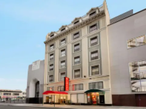 Ramada by Wyndham Oakland Downtown City Center Hotels near Oakland Museum of California