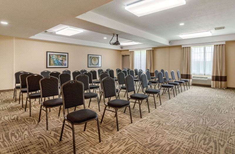 Comfort Suites Baytown I – 10 photo 4