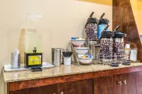 Comfort Suites - breakfast
