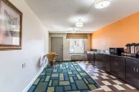 Motel 6 Kenly, NC