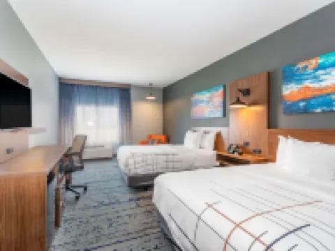 La Quinta Inn & Suites by Wyndham Limon Hoteles en Limón