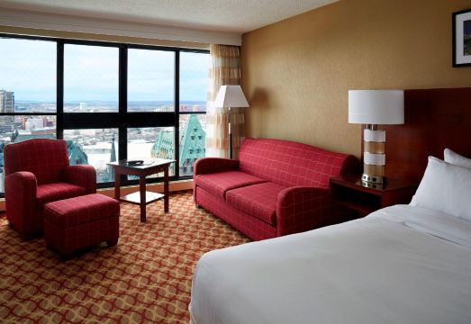 오타와 메리어트 호텔 로비