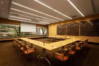 EK Hotel - 5-Star
